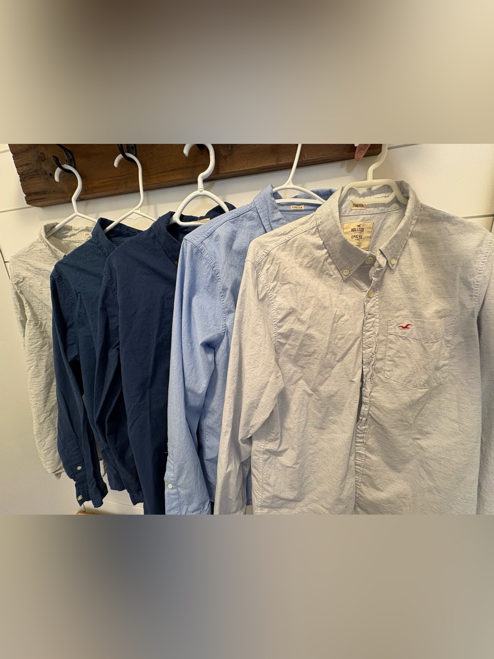 Hollister Men’s Large Button-Down shirt assorted colours